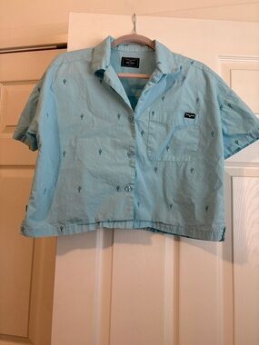 Kimes Ranch Light Blue Short-Sleeve Button-Down Shirt with Cactus Motif